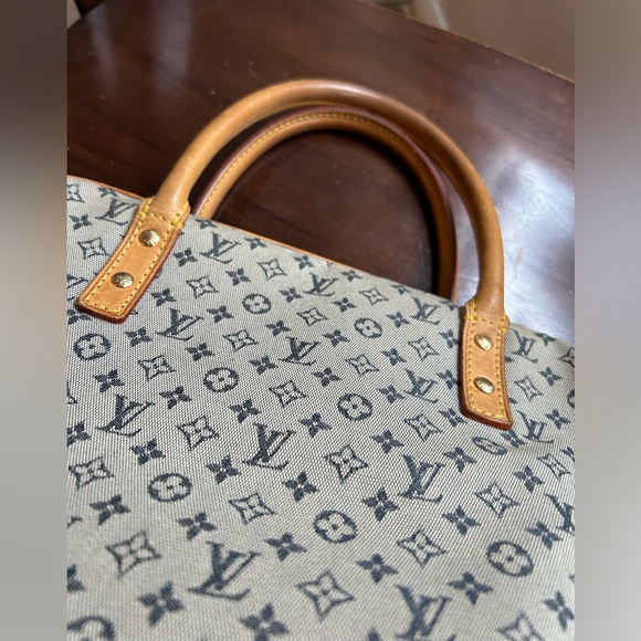 SOLD!! RARE 100% Authentic Louis Vuitton Mini Lin Marie Blue - Picture 7 of 9